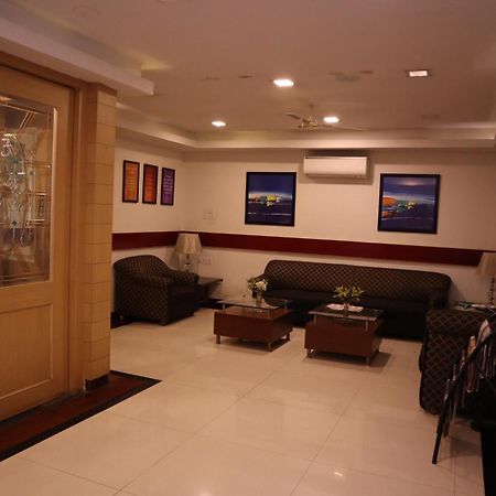 Sri Sai Ram Suites Bangalore Extérieur photo