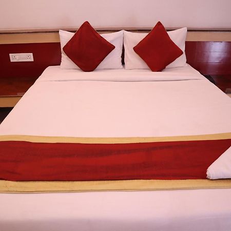 Sri Sai Ram Suites Bangalore Extérieur photo