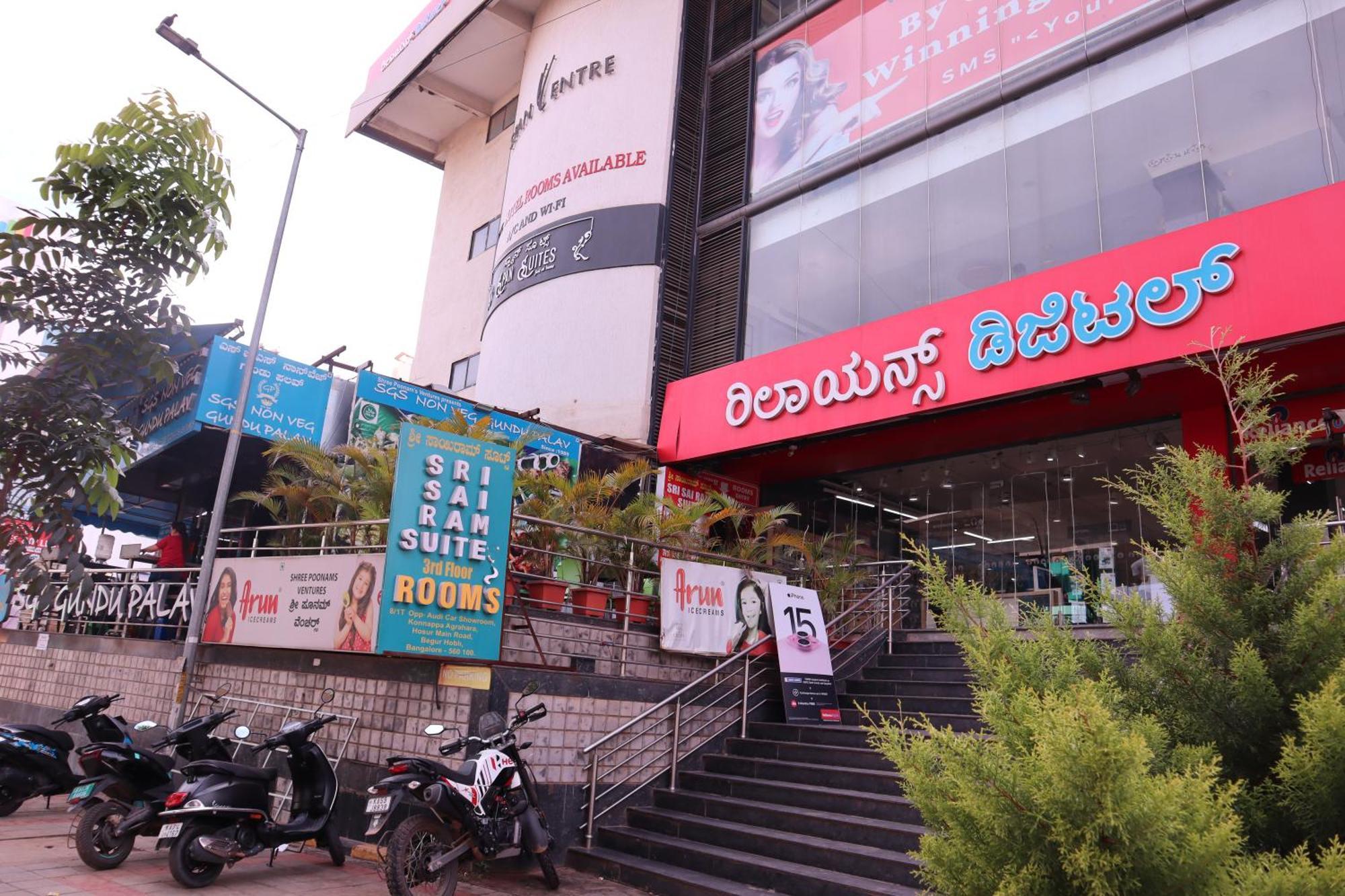 Sri Sai Ram Suites Bangalore Extérieur photo