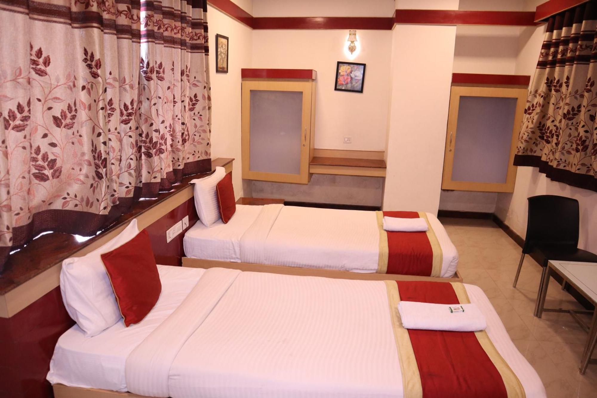 Sri Sai Ram Suites Bangalore Extérieur photo